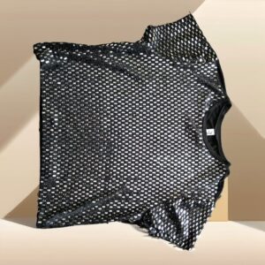Blusa negra con brillos